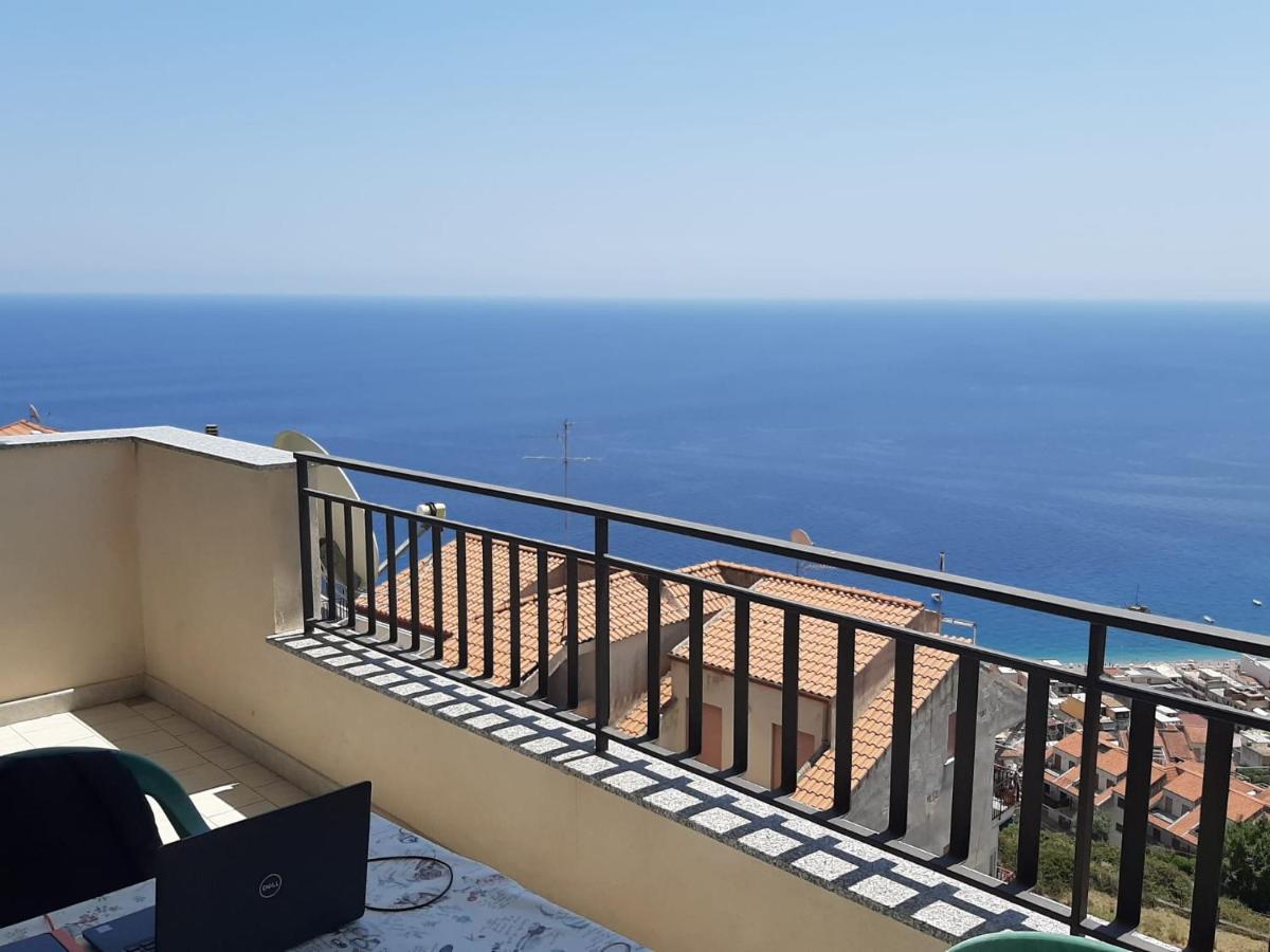 Ferienwohnung Casa Vacanze Andreana Letojanni Exterior foto