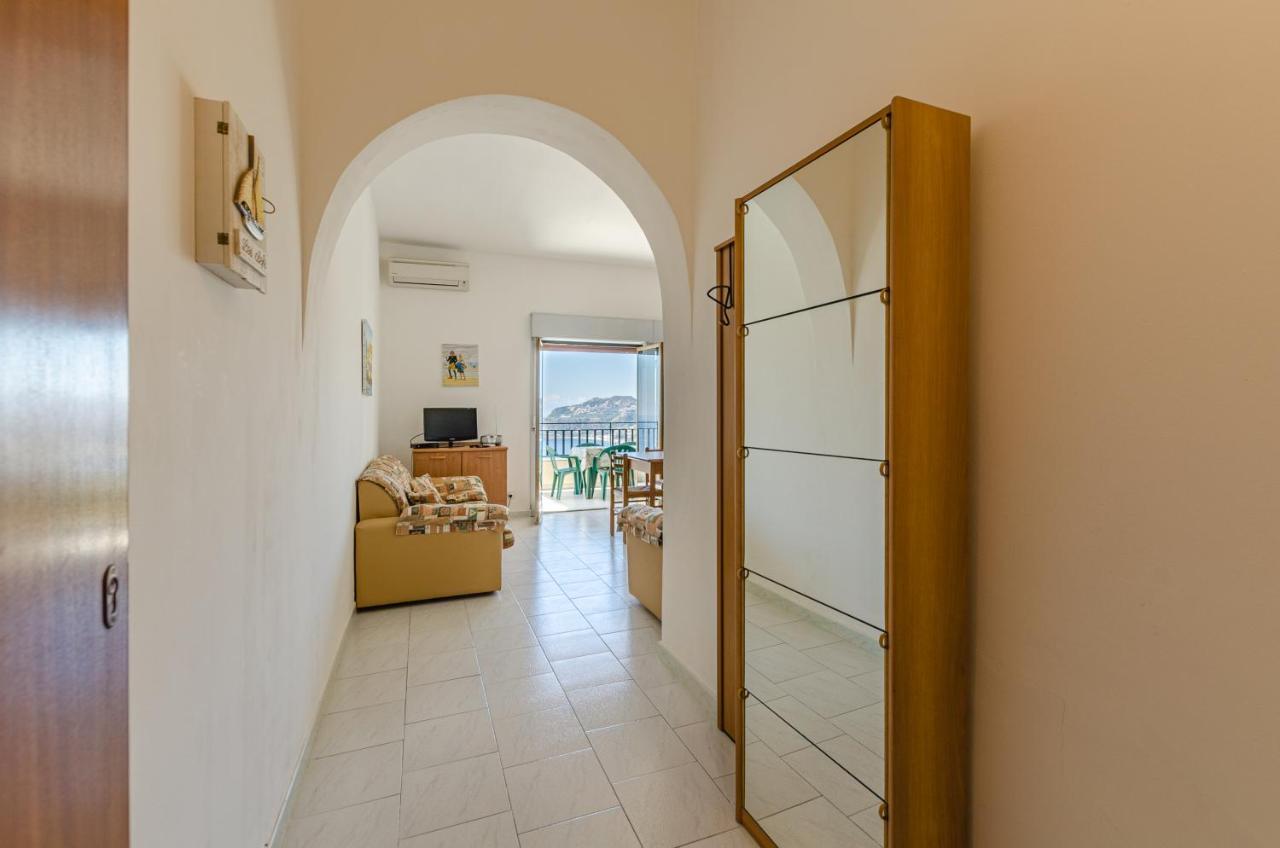 Ferienwohnung Casa Vacanze Andreana Letojanni Exterior foto
