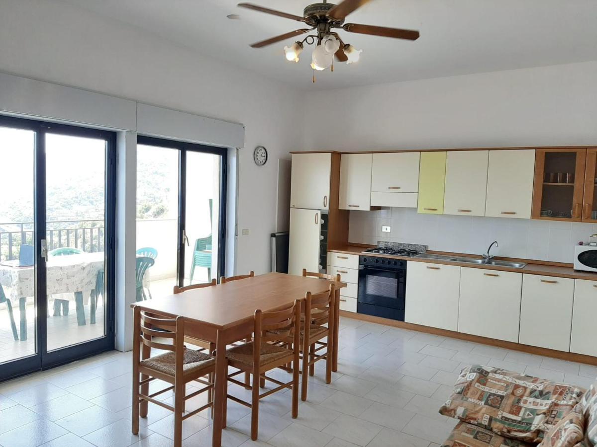 Ferienwohnung Casa Vacanze Andreana Letojanni Exterior foto