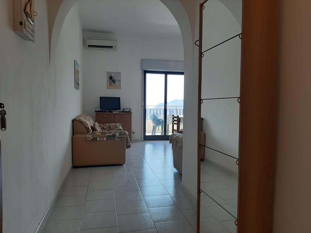 Ferienwohnung Casa Vacanze Andreana Letojanni Exterior foto