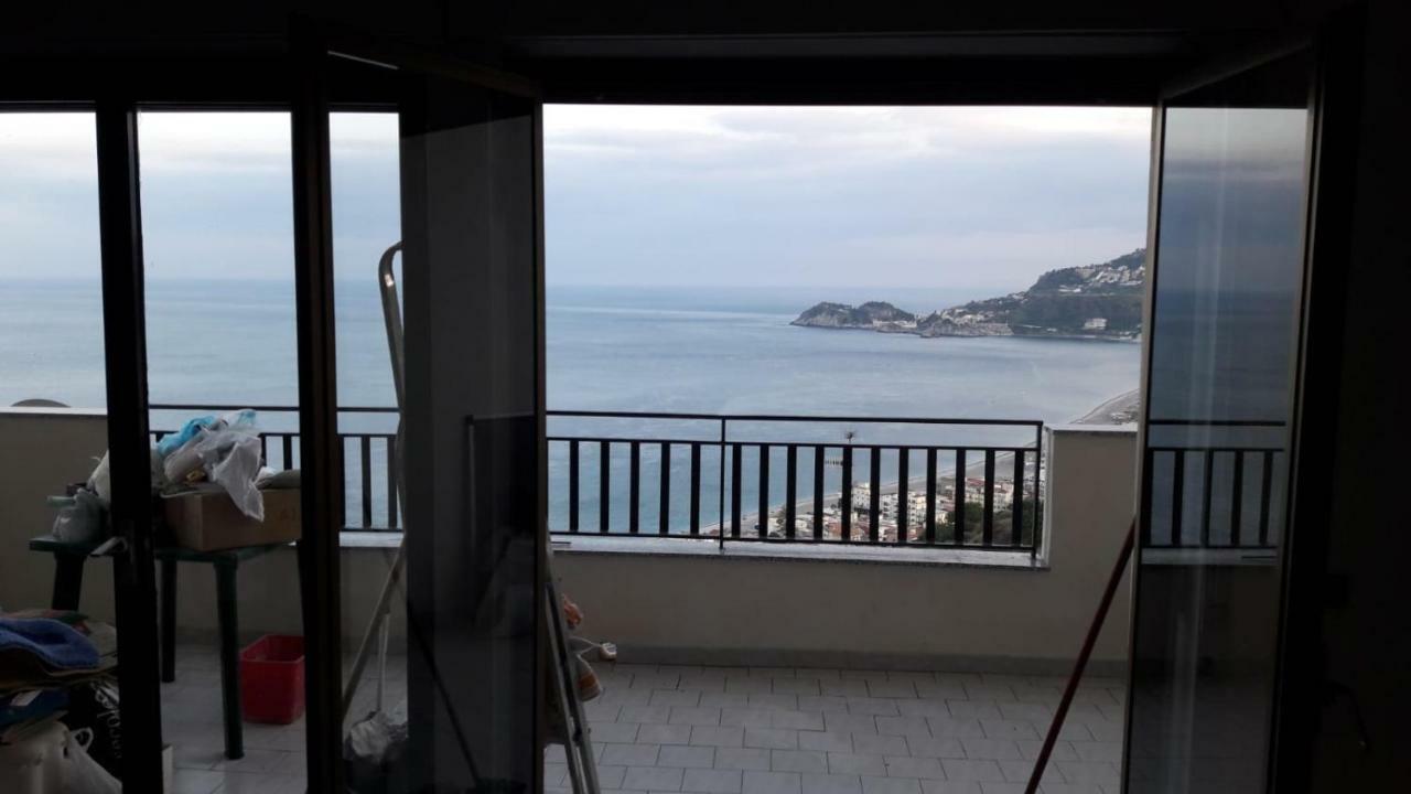 Ferienwohnung Casa Vacanze Andreana Letojanni Exterior foto